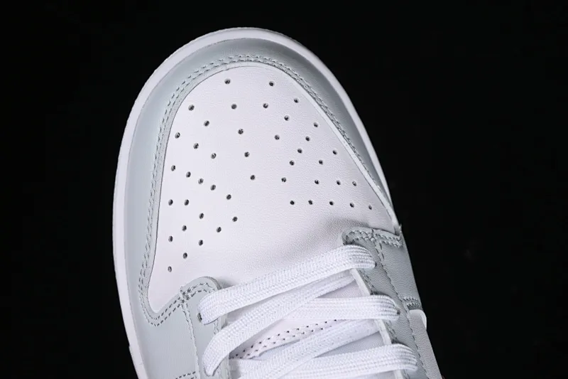 All categories Nk SB Dunk series Nk SB Dunk Low low-top sneakers Nk SB Dunk Low white gray pink SB low-top casual sneakers HF0730-160